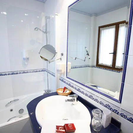 Imperion Hotel Onís