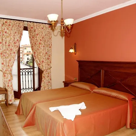 Imperion Hotel Onís
