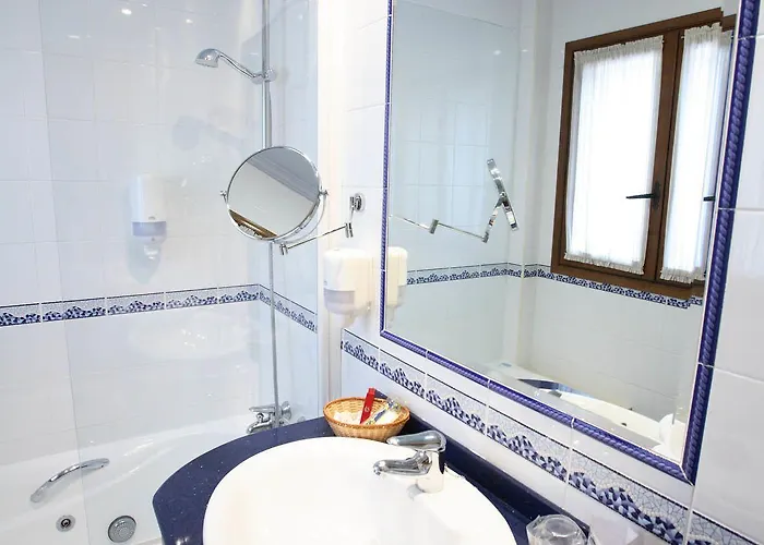 Imperion Hotel Onís