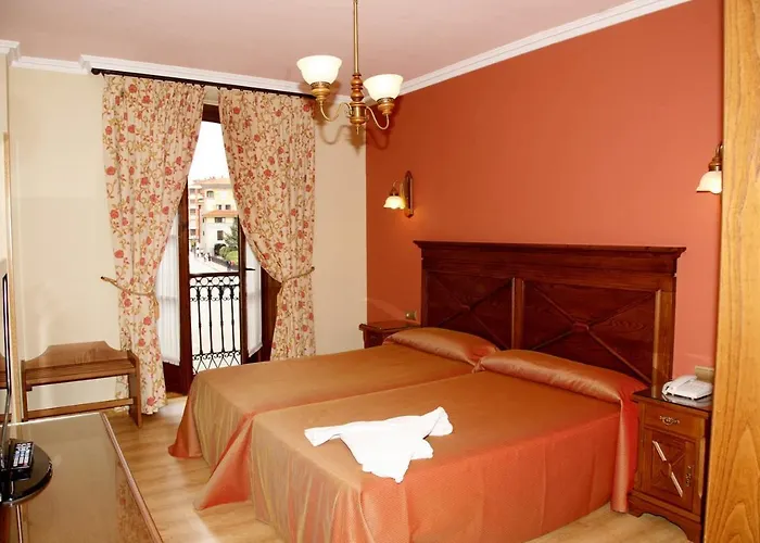 Imperion Hotel Onís